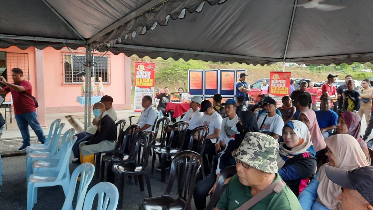 peserta yang menyertai aktiviti GOTONG-ROYONG MEGA 2.0 PERANGI AEDES DAERAH RAUB TAHUN 2022