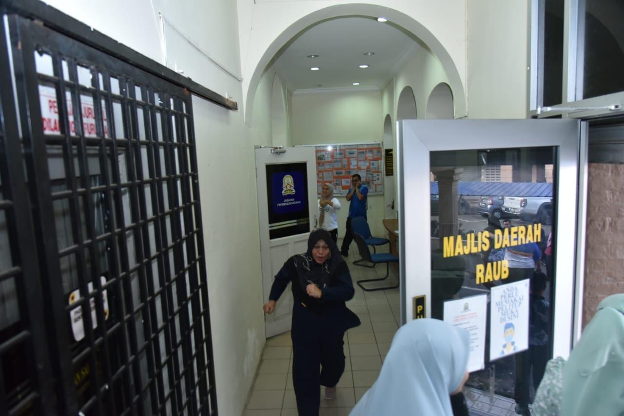 aktivi program keselamatan bangunan dan demonstrasi kebakaran